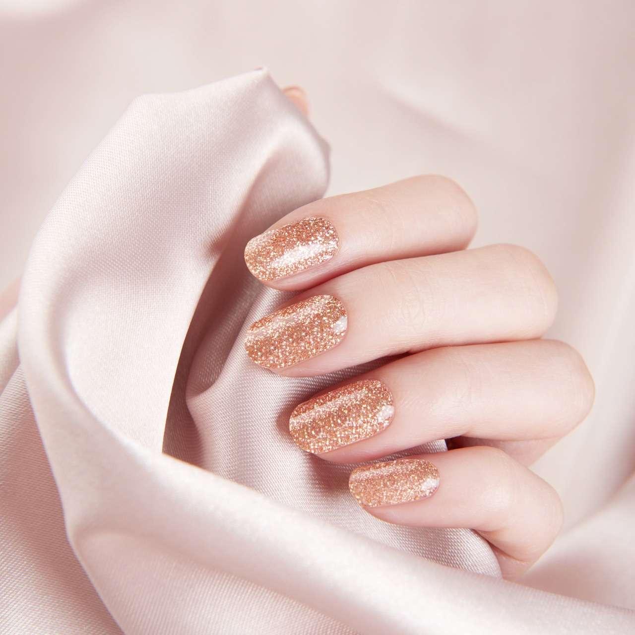Rose Gold Ombre Glitter, ManiCURE Real Nail Polish Strips, Dry Nail Po –  ManiCURE Nail Polish